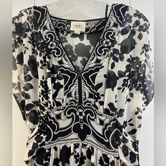 Like New ECI New York Black & White Maxi Dress with Black Slit - Picture 2 of 6